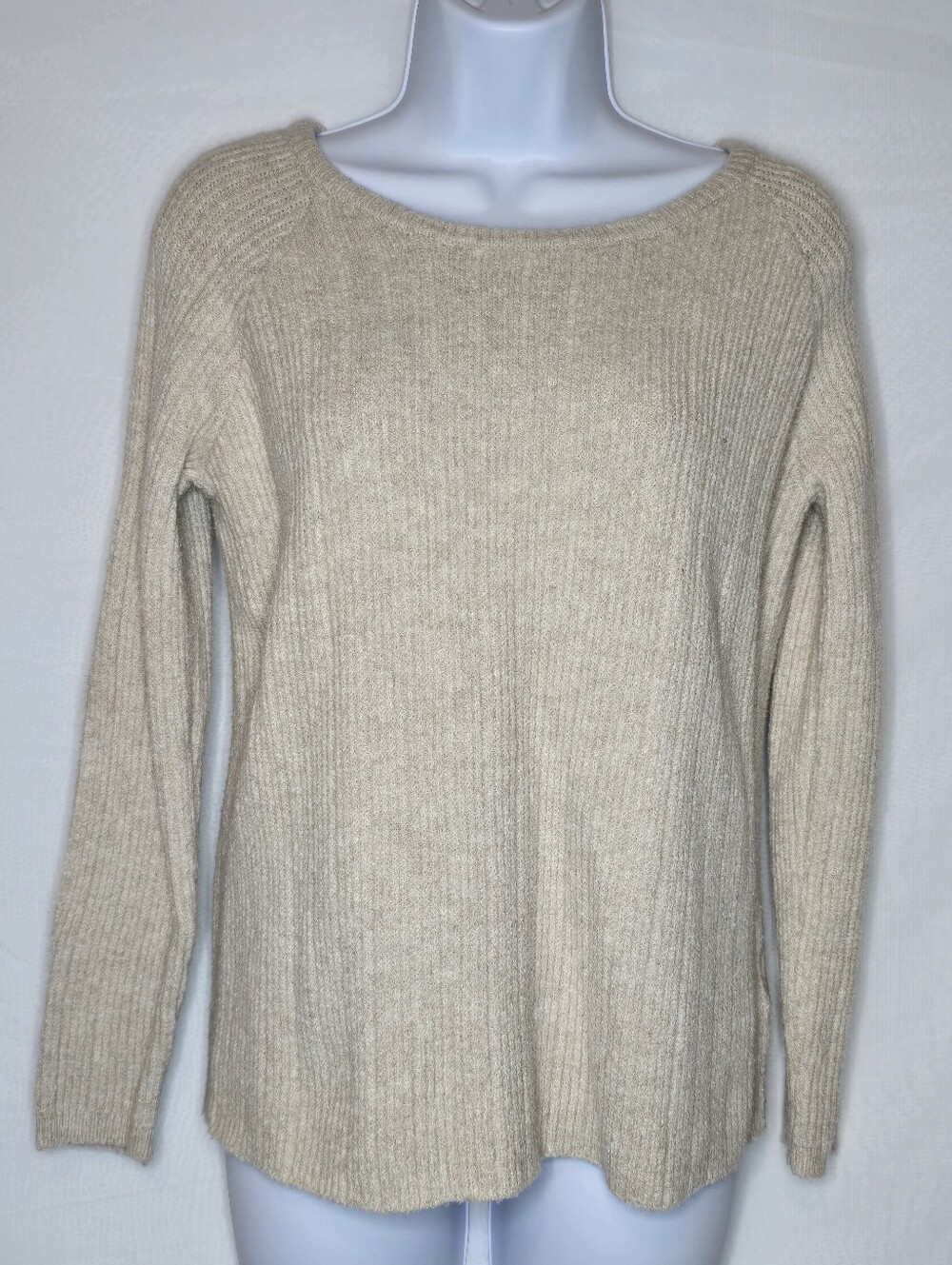 BB Dakota Women's Small Beige Ribbed Knit Slit Sleeve Crewneck Pullover Sweater